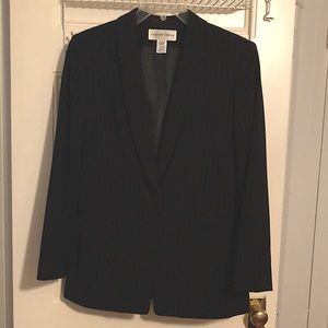 Jones New York career blazer size 10 black with white pin stripes, polyester